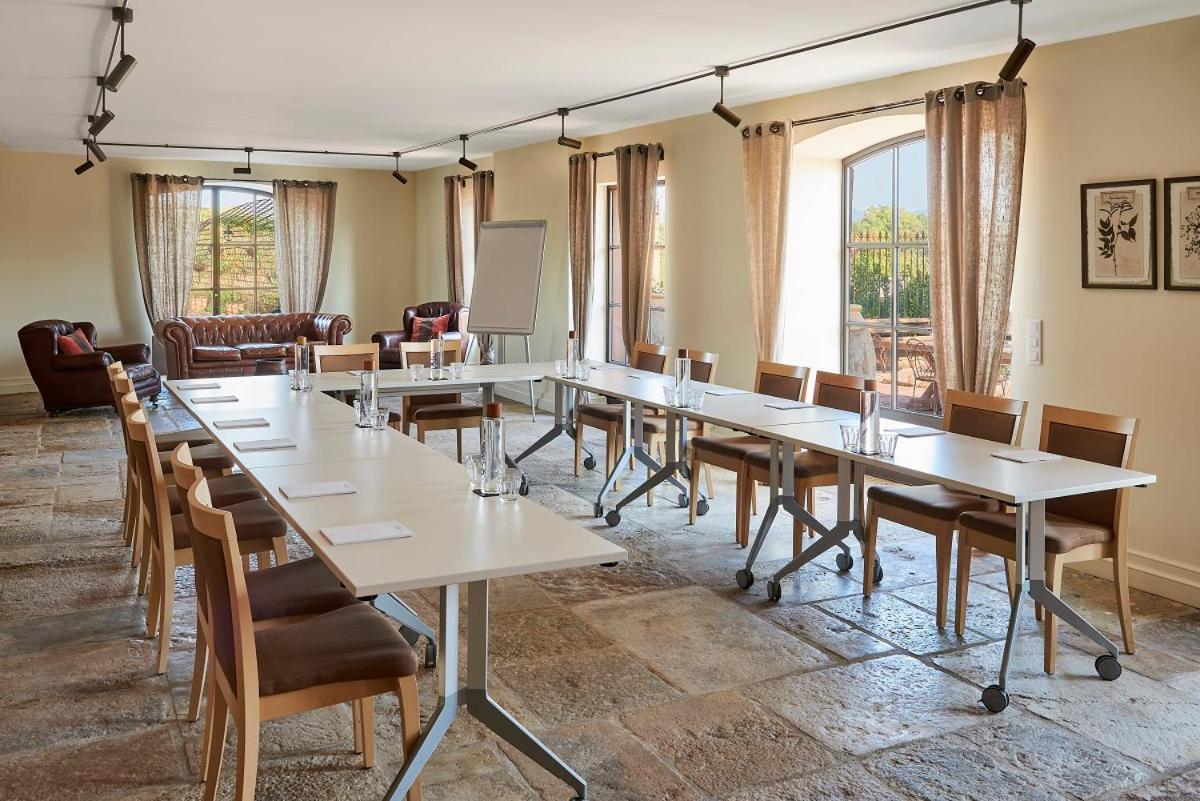 Chateau Saint Roux Le Luc-Le Cannet Des Maures Екстер'єр фото