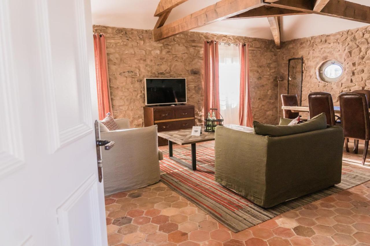 Chateau Saint Roux Le Luc-Le Cannet Des Maures Екстер'єр фото
